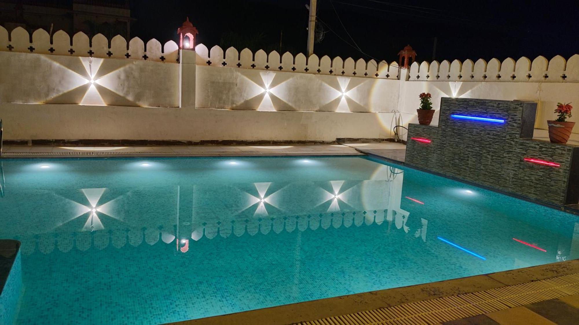 Hotel Grand Vijay Pushkar Bagian luar foto