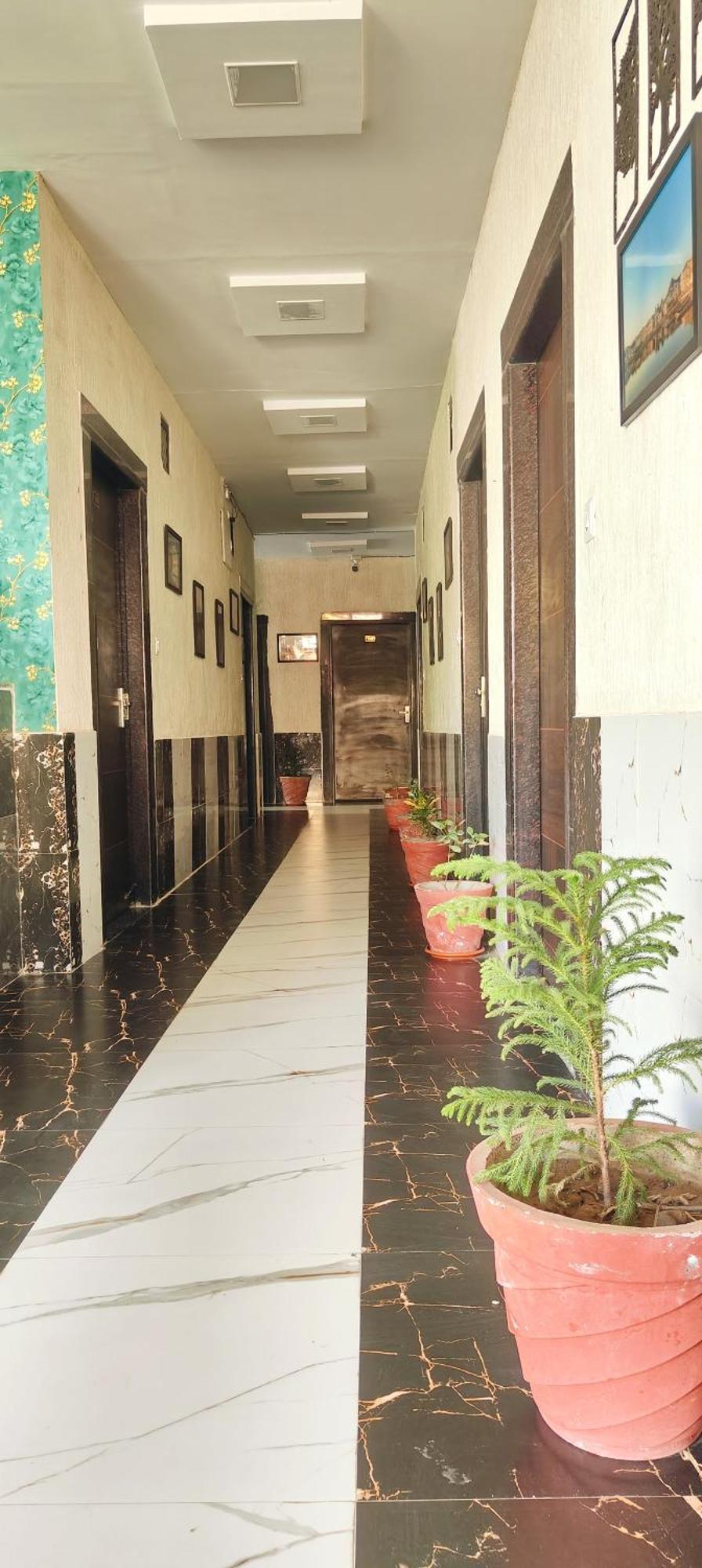 Hotel Grand Vijay Pushkar Bagian luar foto